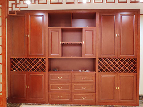 吉林中式家居装修之中式酒柜装修效果图